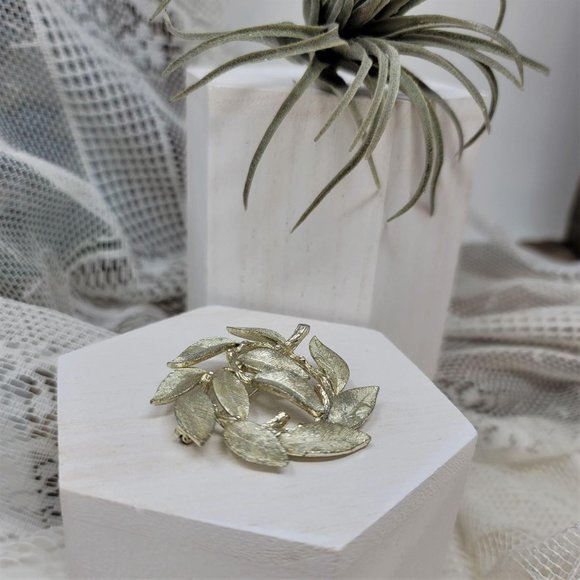 Lisner Leaf Circle Pin Brooch Silver Vintage - Picture 5 of 7